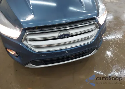 2018 Ford Escape Se из США, поврежденный, VIN 1FMCU0GD8JUB69313